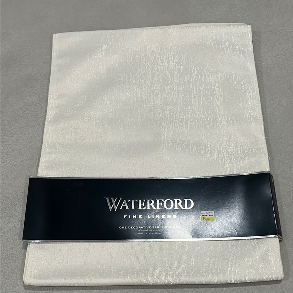 Waterford Fine Linens Ivory Tablecloth